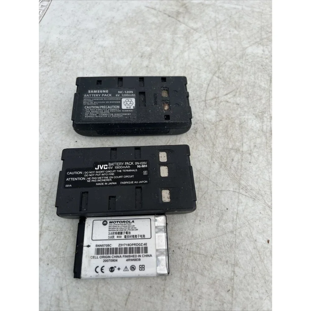 Camera Battery Lot Of 3 Samsung JVC Motorola